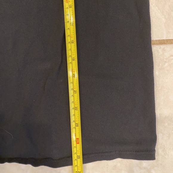 WestWorld t-shirt size M pre-owned but good condit - Picture 5 of 6